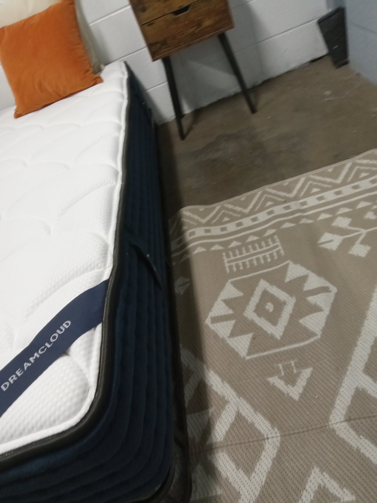 DreamCloud | The DreamCloud Memory Foam 12" | Queen Size