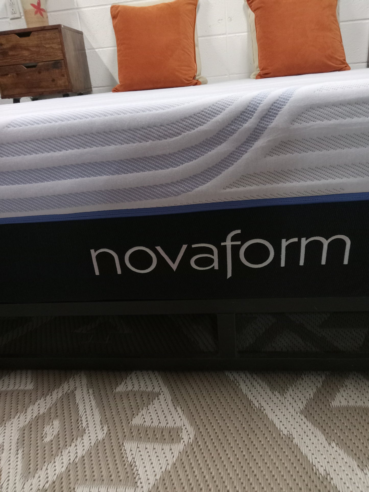 Novaform | SoFresh Plus 10” Responsive Foam Mattresss | Full Size