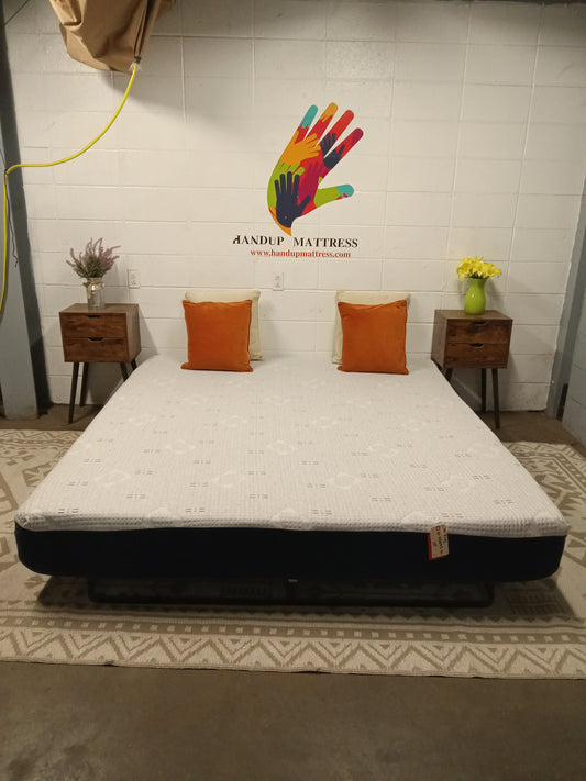 Sleepy's By Sealy | 10'' Memory Foam | King Mattress