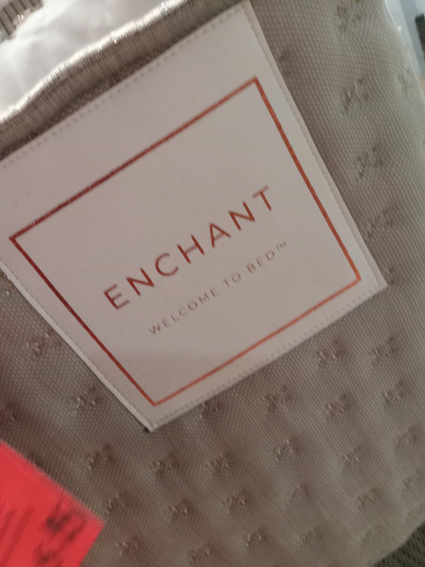 Welcome to Bed | Enchant | 17'' Twin XL Size