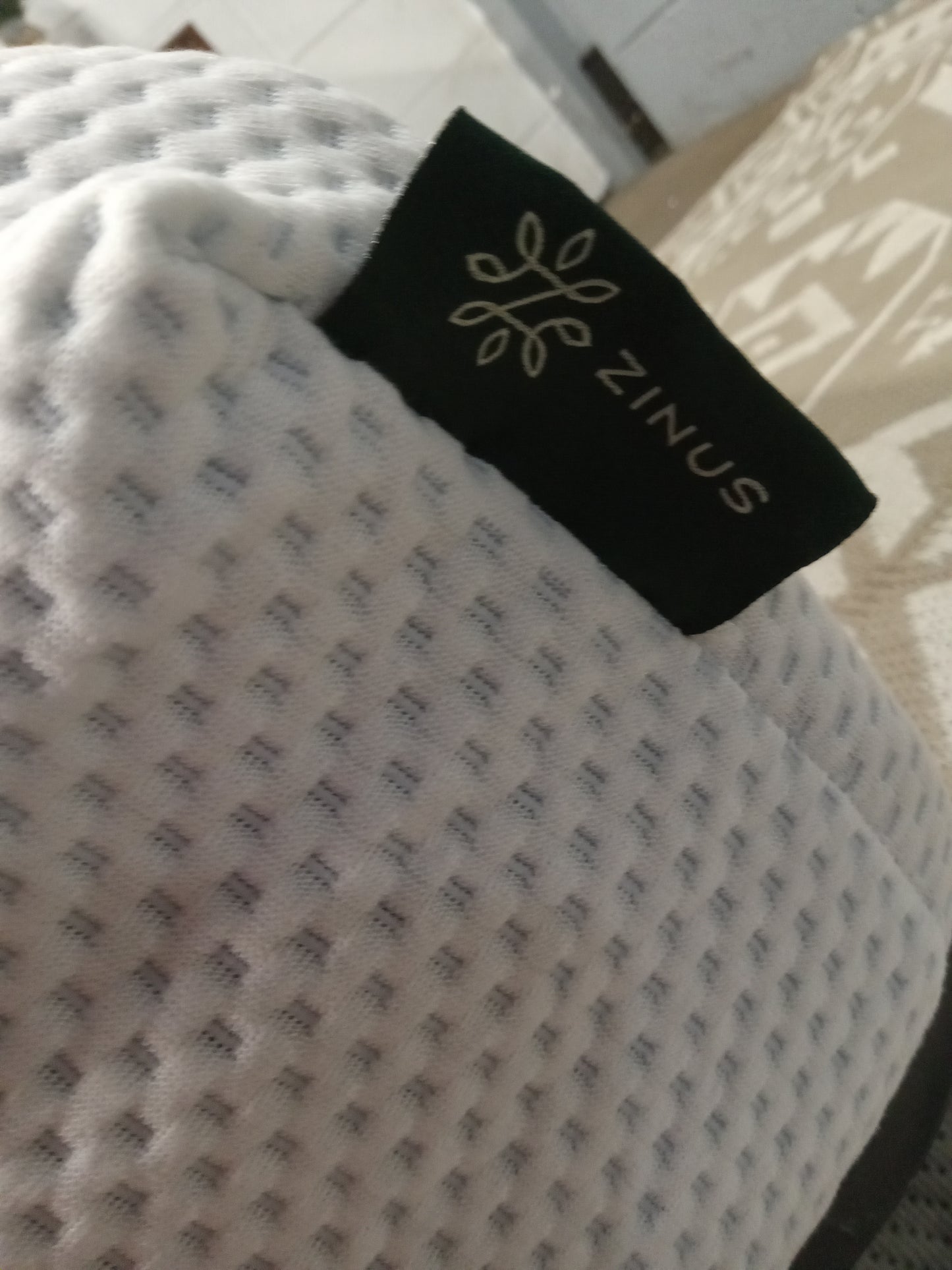 Zinus | Memory Foam | 9" Full Mattress