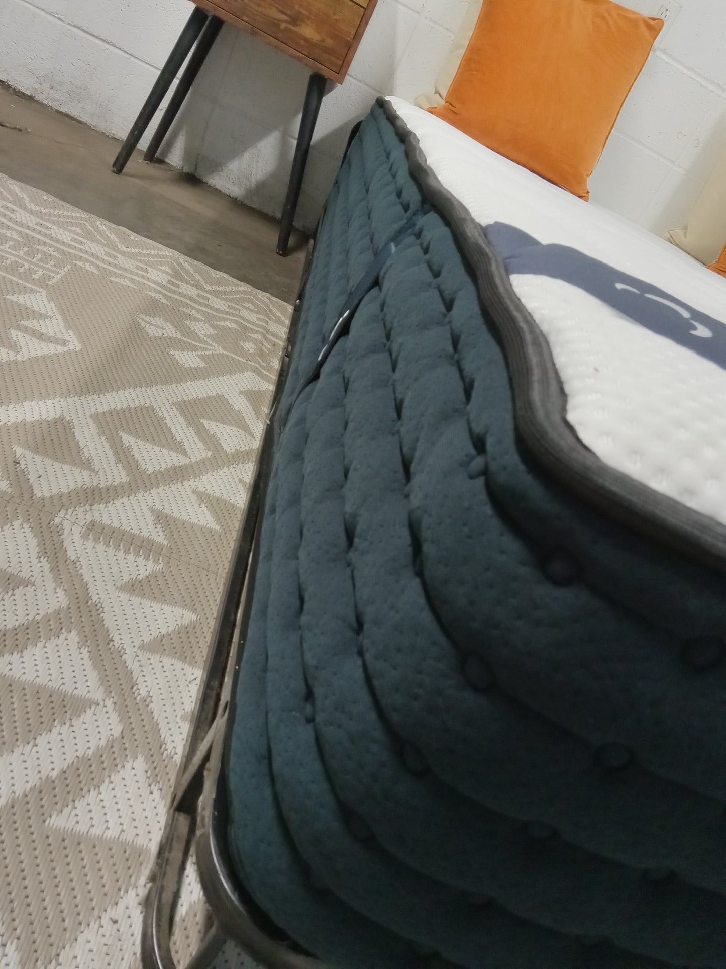 DreamCloud | Premier 12'' | Queen Mattress