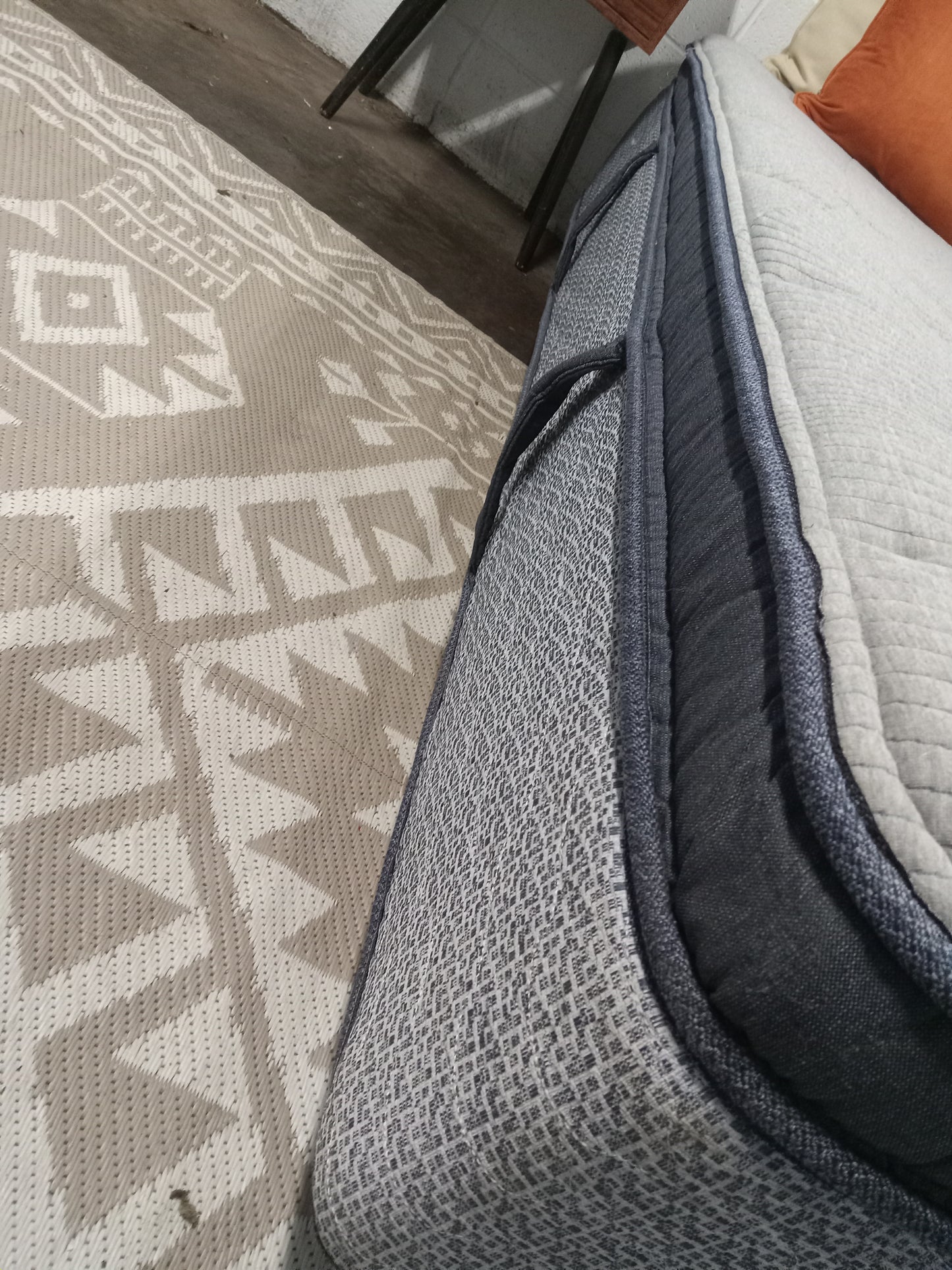 Serta | Perfect Sleeper | Hybrid 13'' Queen Mattress