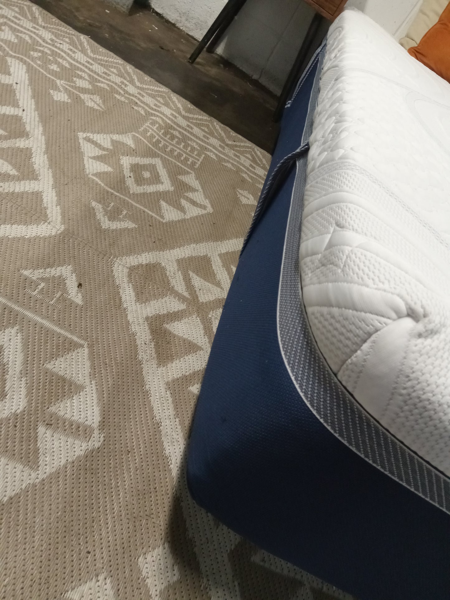 Novaform | 13' Memory Foam | King Mattress