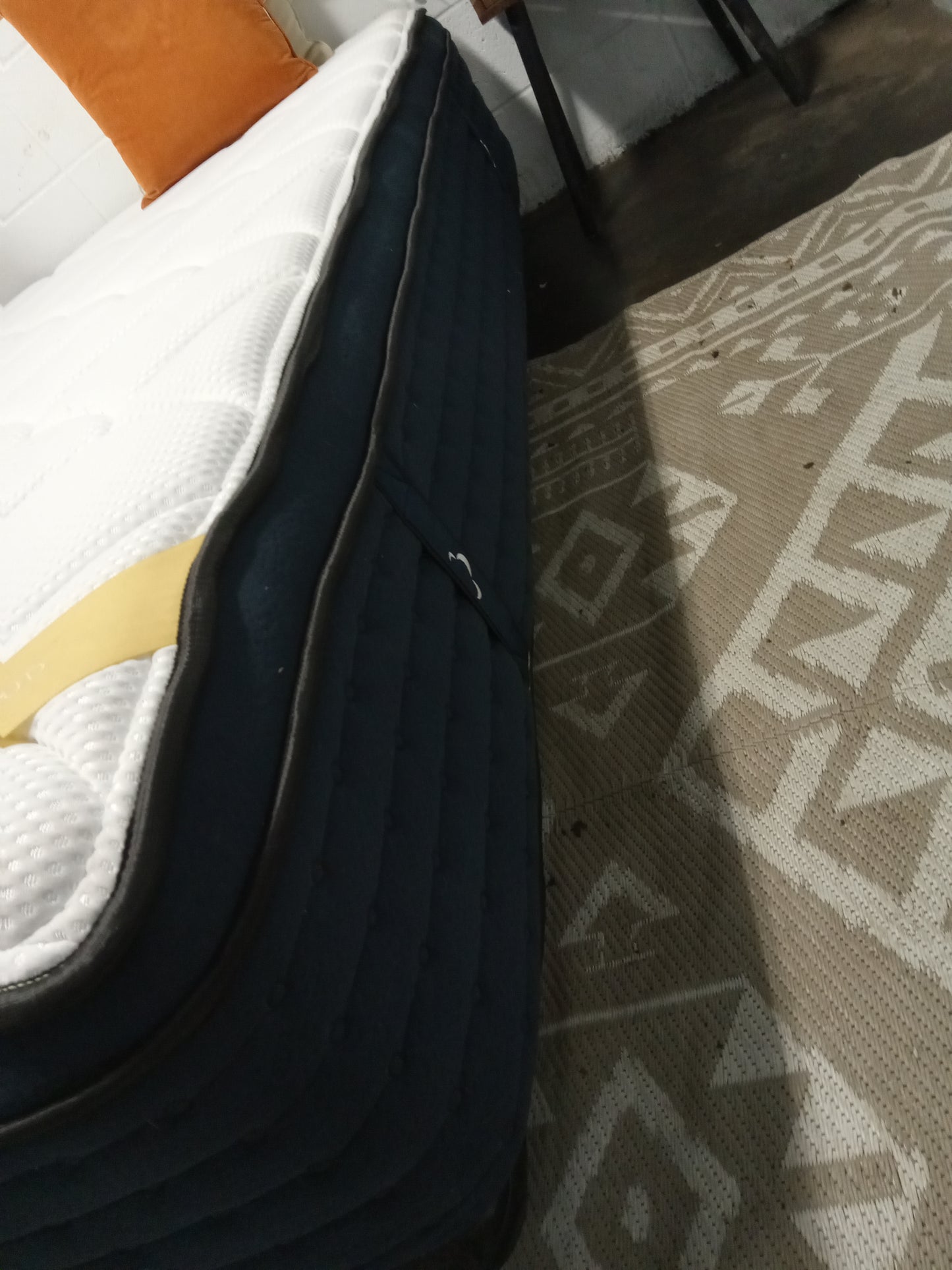Dreamcloud | Premier Rest Hybrid 14" | King (2)