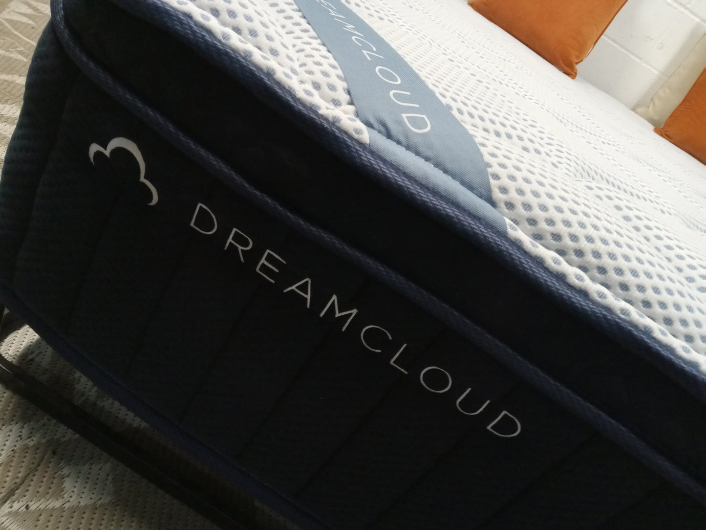 Dreamcloud | Premier Hybrid | 10'' Queen Mattress