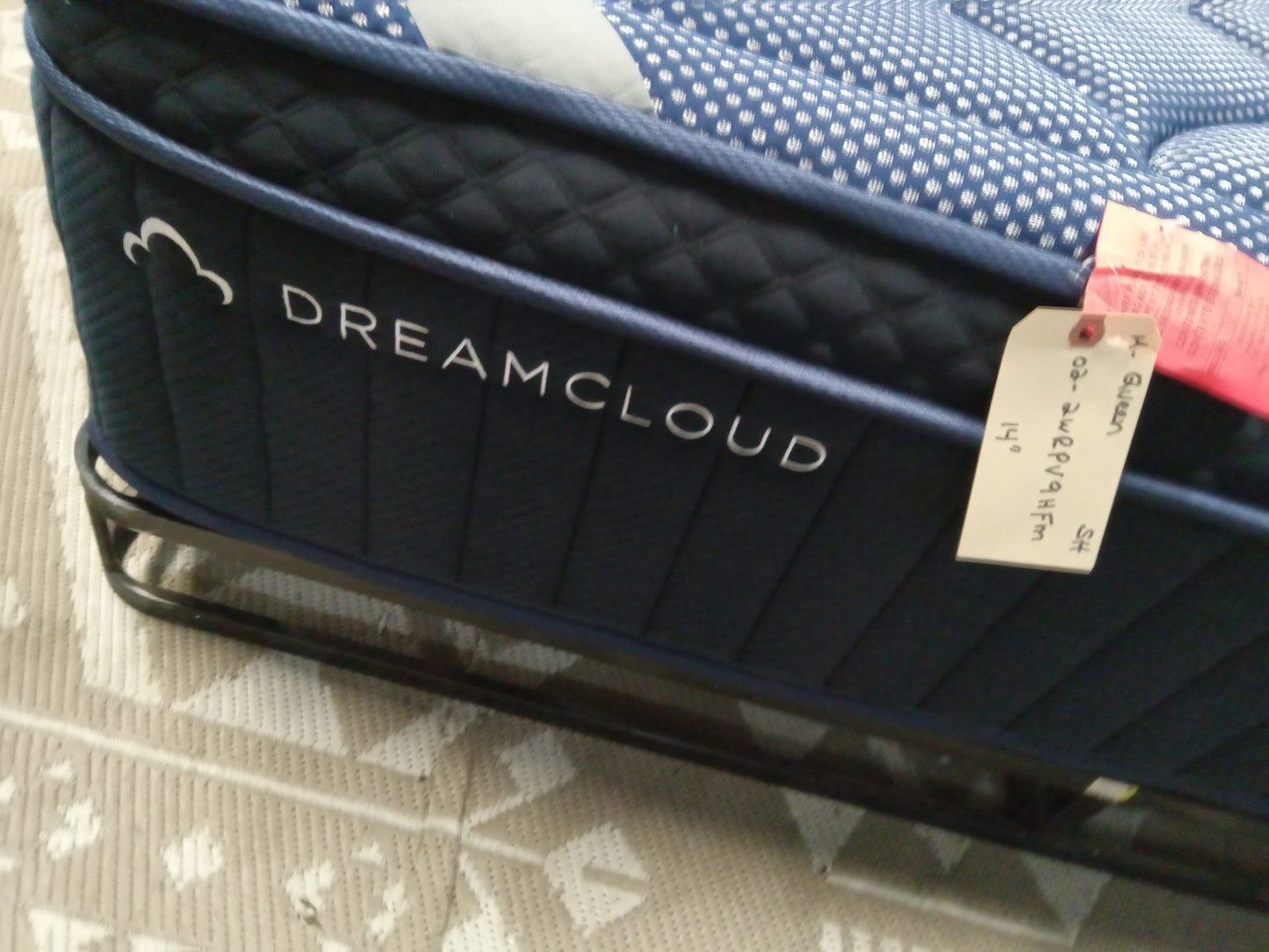 Dreamcloud | Luxe Hybrid | 10'' Queen Mattress