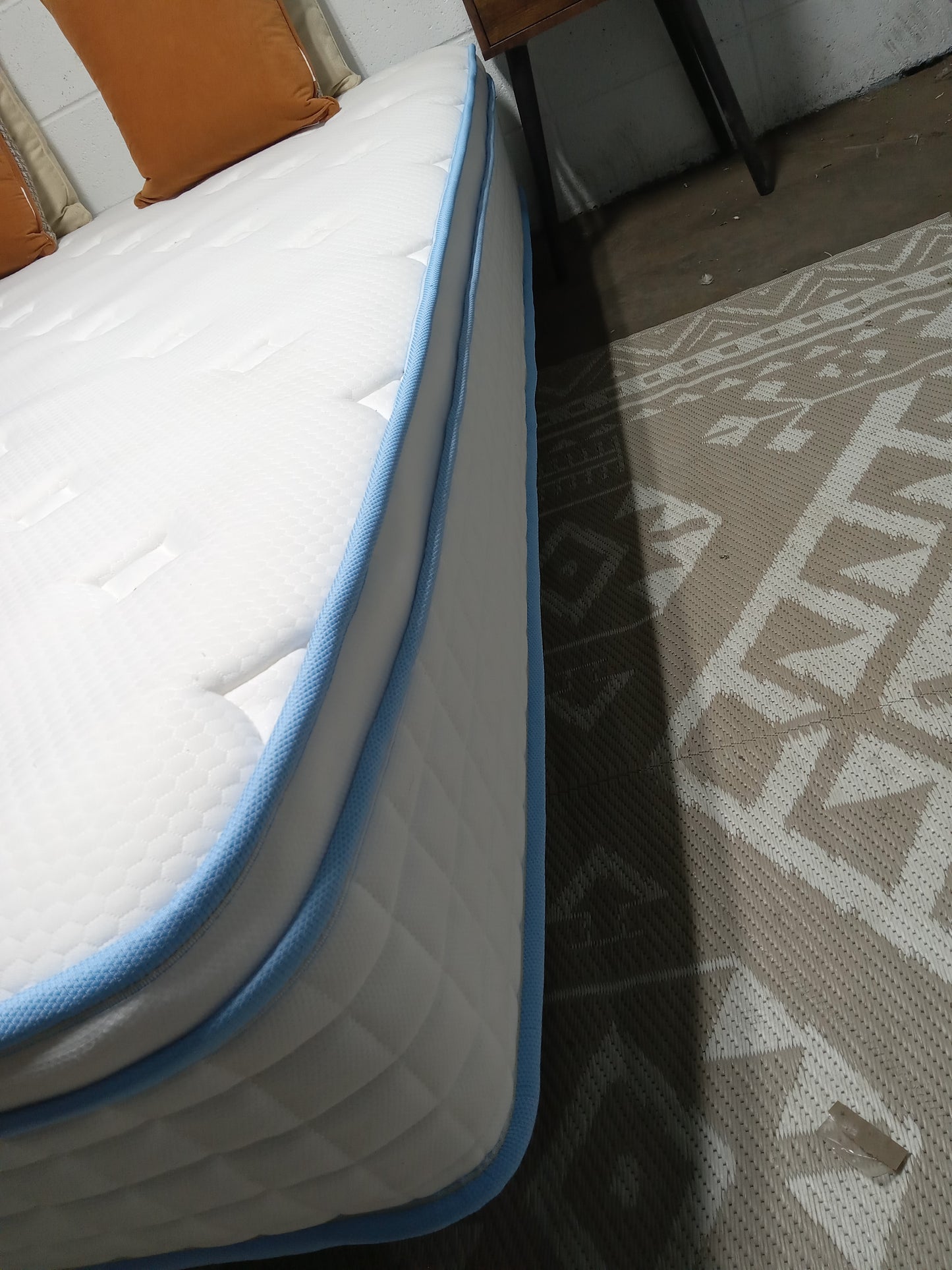 I YEE Nature | Hybrid | 12'' Queen Mattress