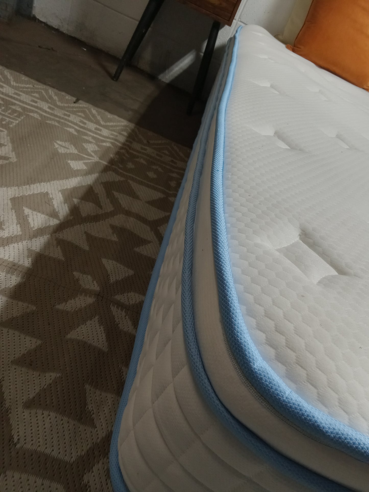 I YEE Nature | Hybrid | 12'' Queen Mattress