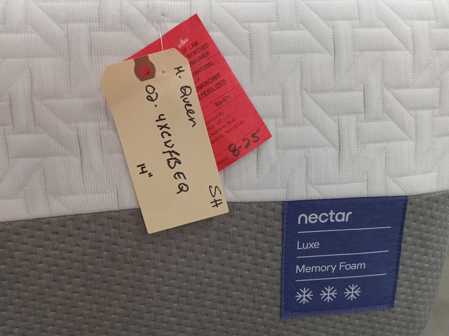 Nectar | Luxe Memory Foam | 14'' Queen Mattress (2)