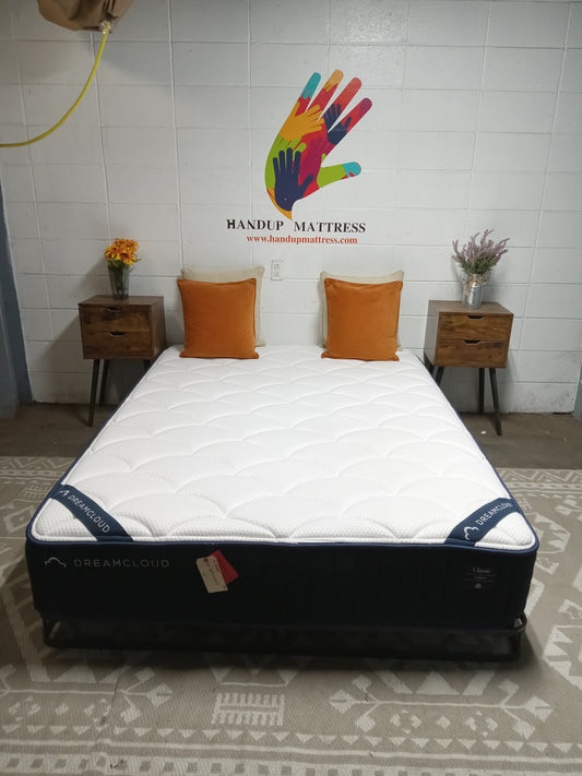 Dreamcloud | Classic Hybrid | 12'' Queen Mattress (2)