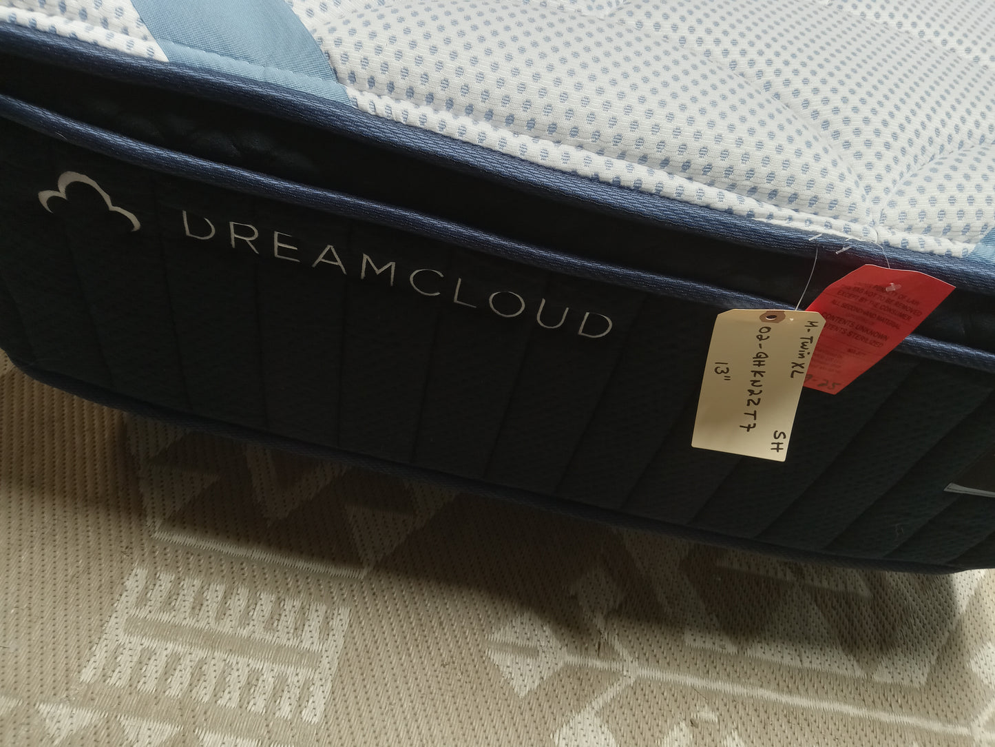 DreamCloud | Premier Hybrid | 13" Twin XL Mattress