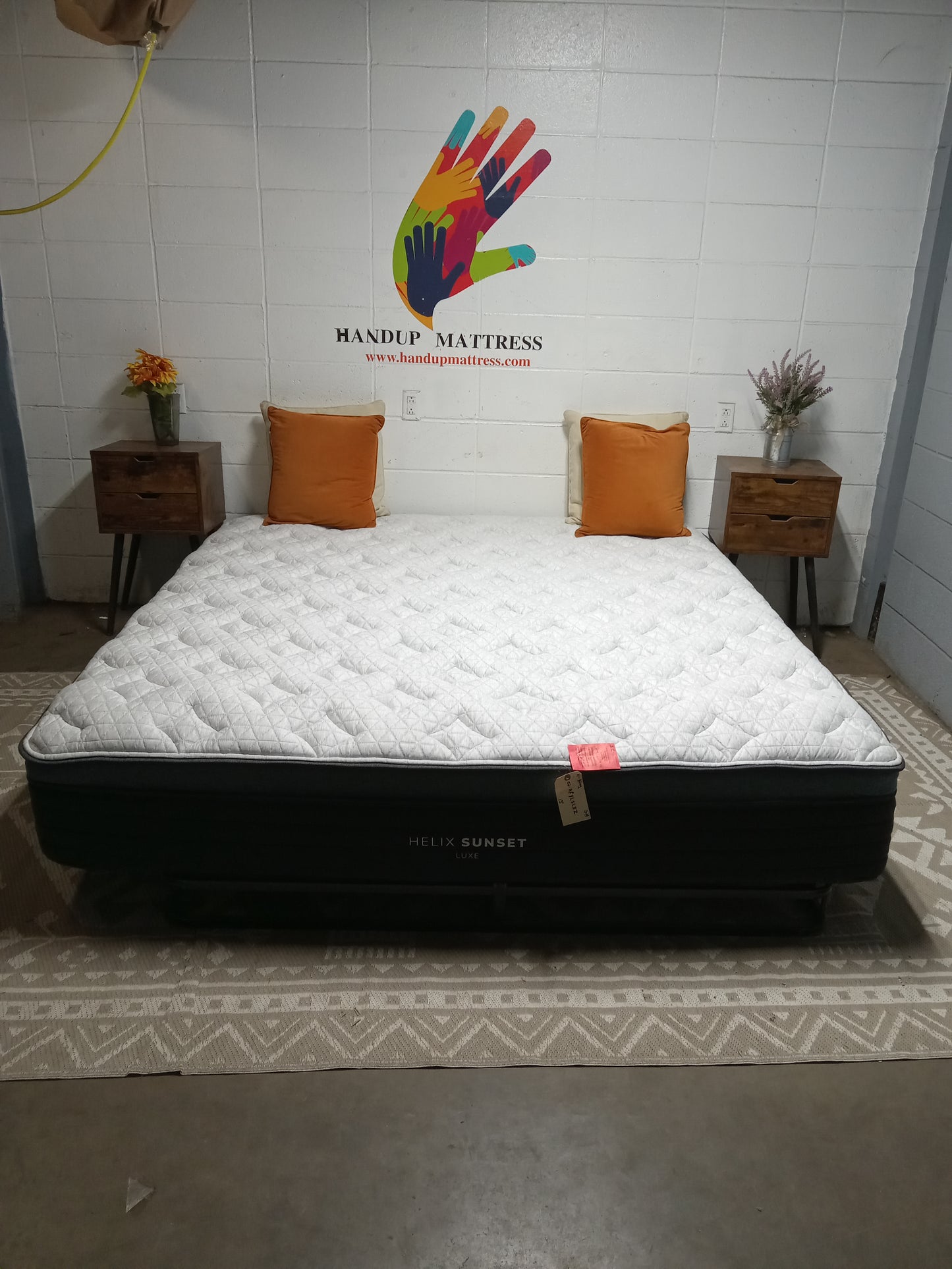 Helix | Luxe Sunset w/GlacioTex™ Cooling Cover | 13" King Mattress