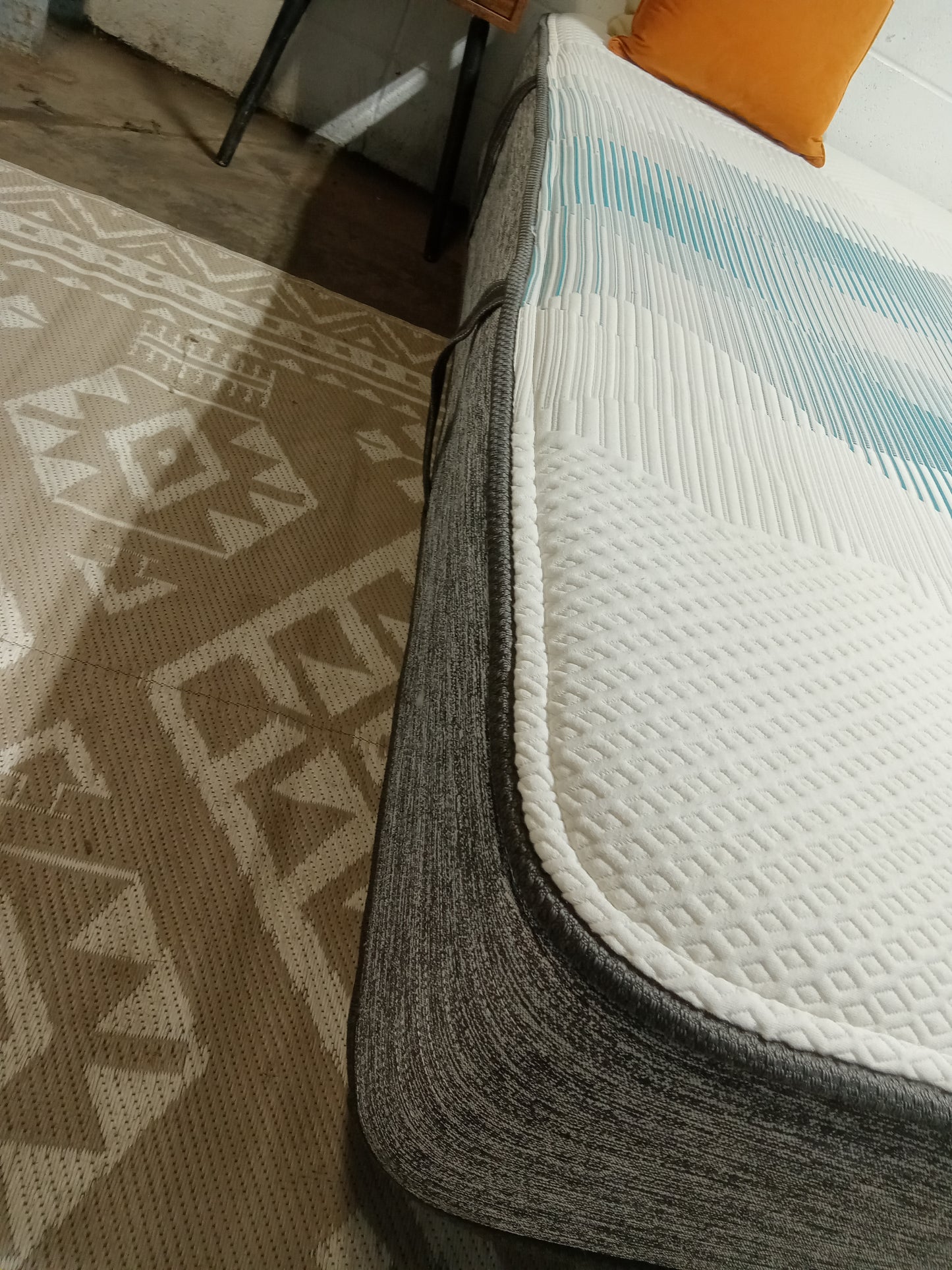 Beautyrest | Harmony Lux Hybrid Trilliant | 11'' King Mattress