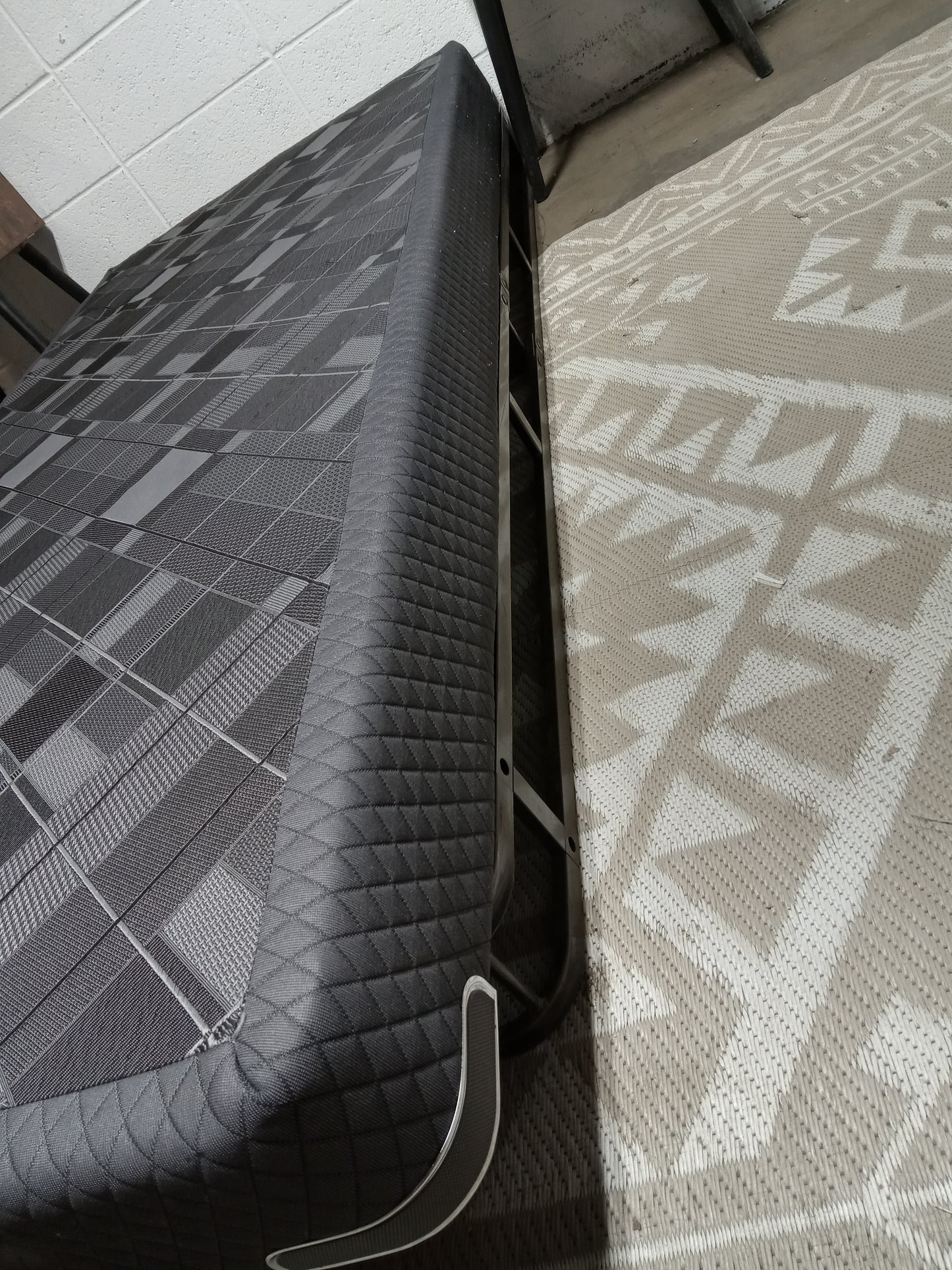 Unbranded | Black Geometric pattern | 5.5" Twin XL Box Spring