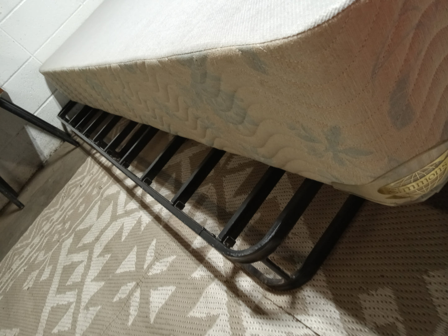Unbranded | Light Grey & Light Blue Flower Pattern "9" Queen Split Box Spring