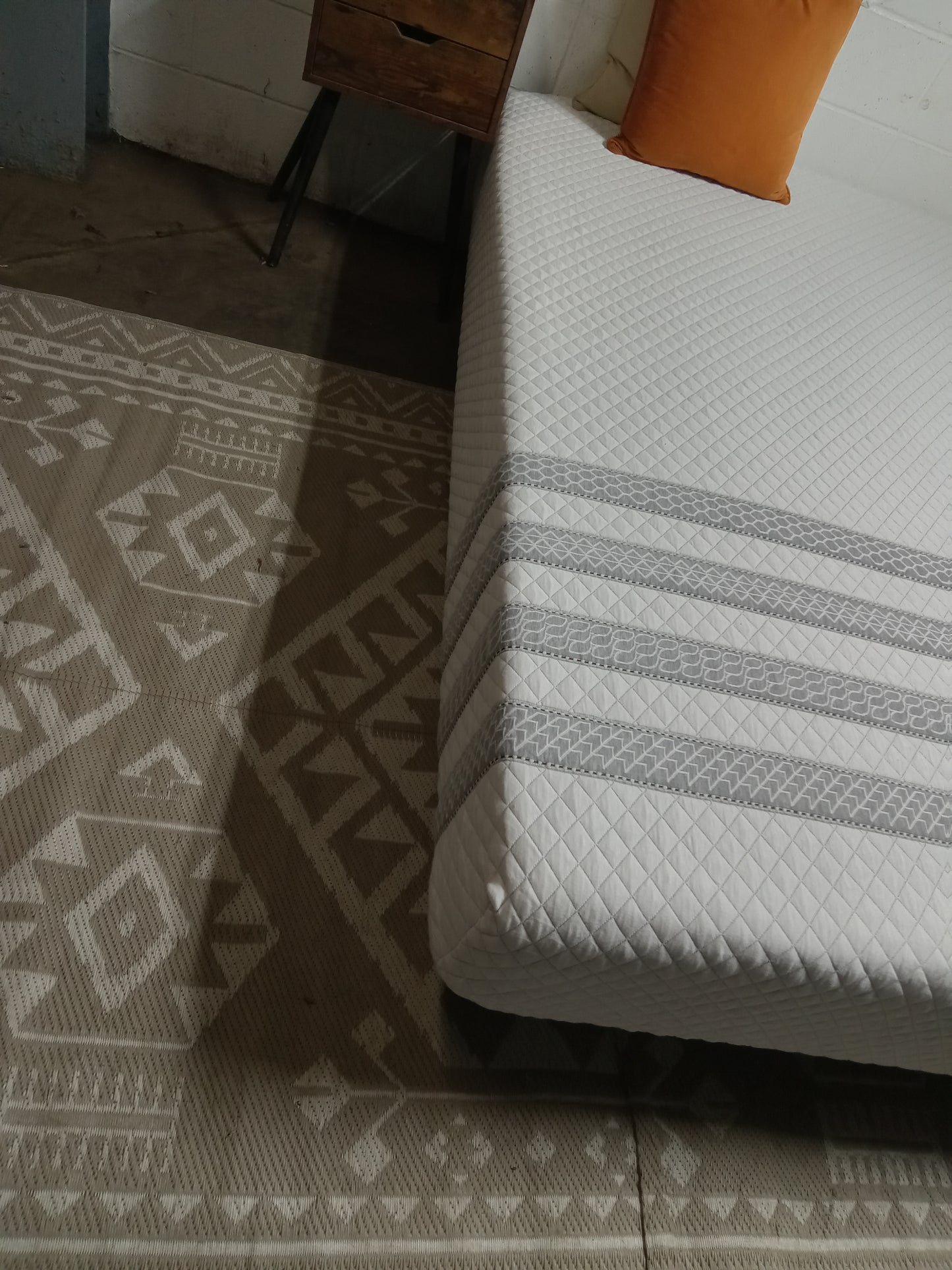 Leesa | Sapira Hybrid | 11'' King Mattress