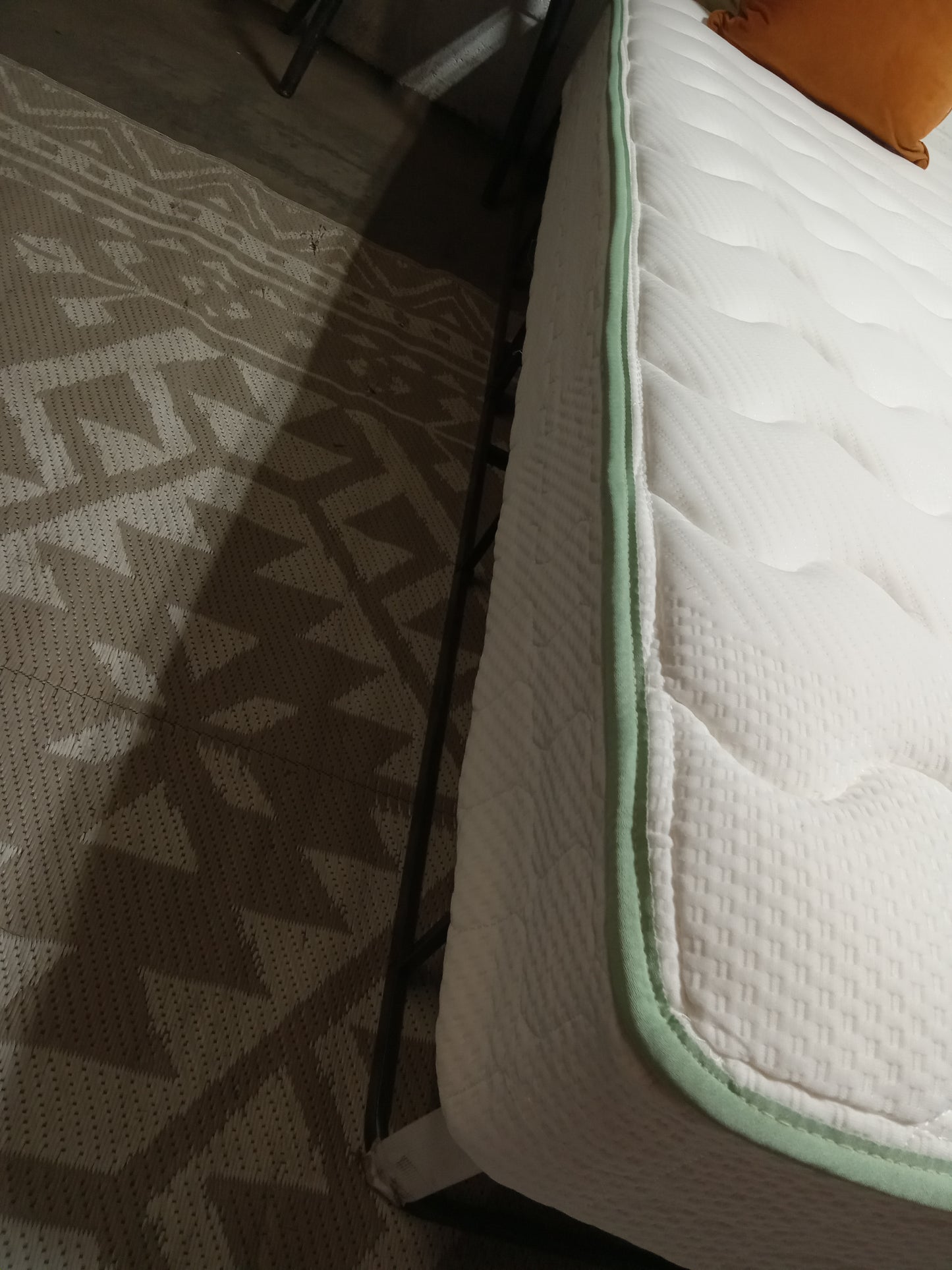 Wayfair | Sleep Medium Innerspring  | 8" Full Mattress