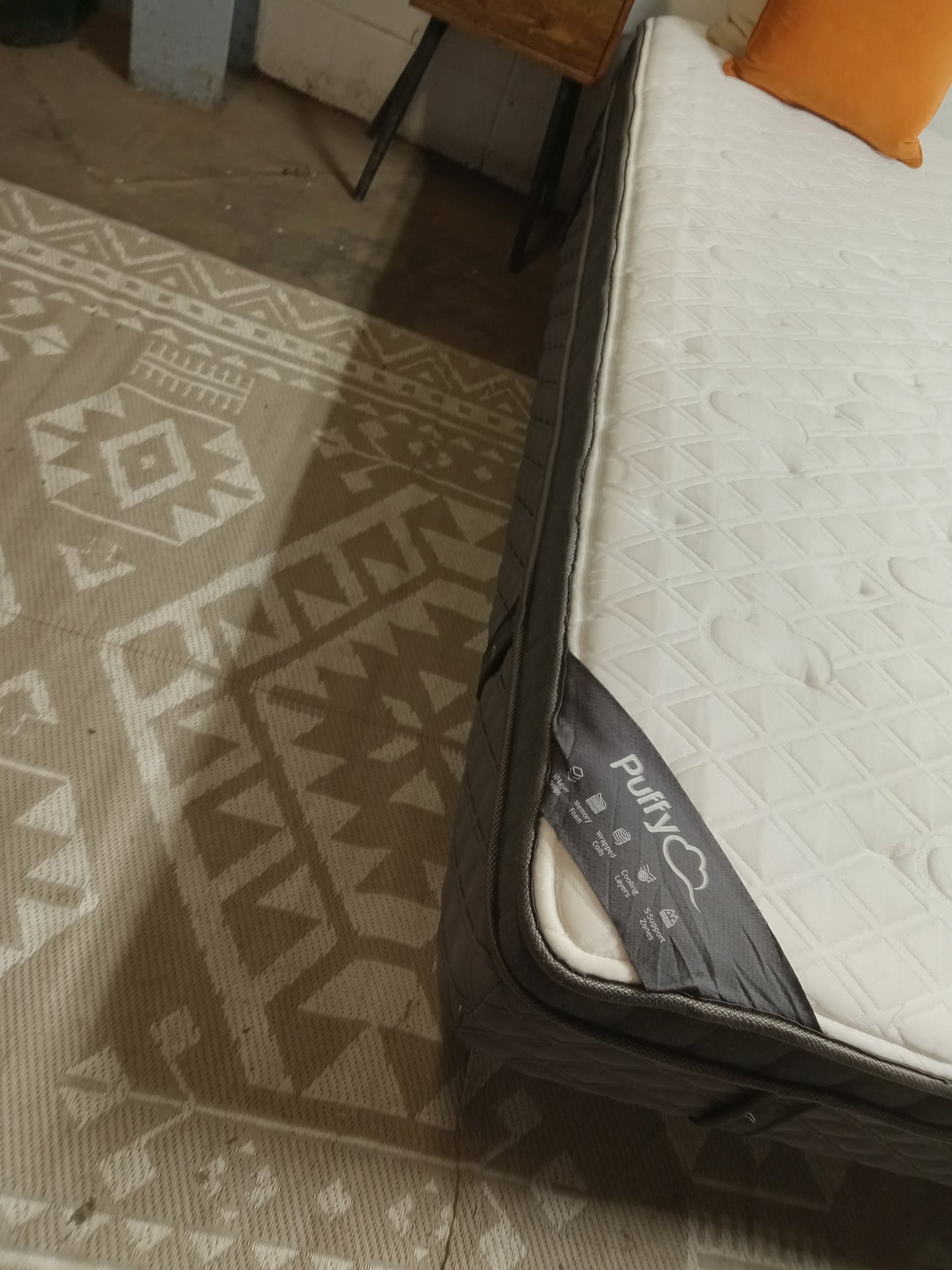 Puffy | Royal Hybrid | 14" Queen Mattress