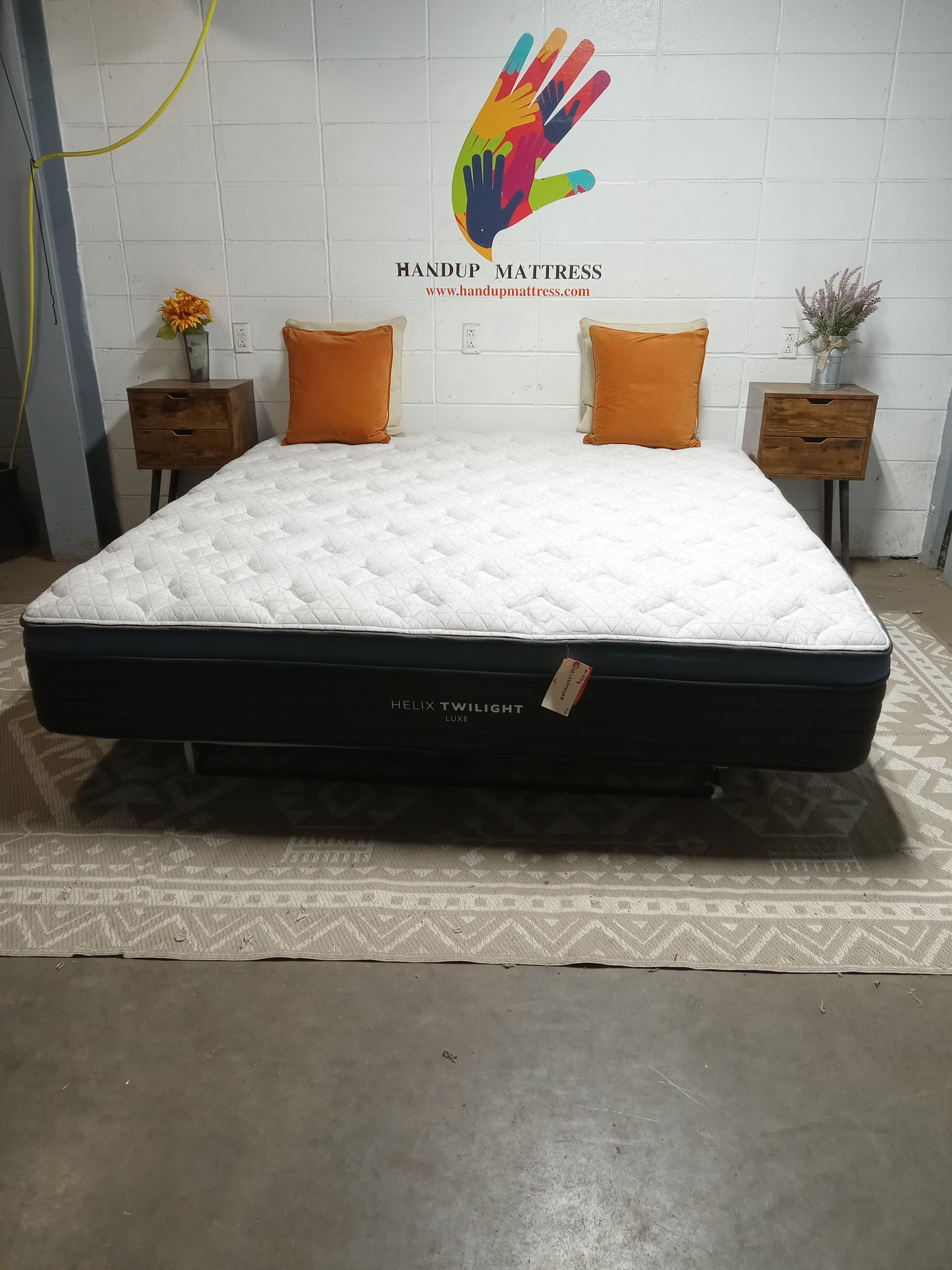 Helix | Luxe Twilight w/ GlacioTex Cooling | 13.5" King Mattress