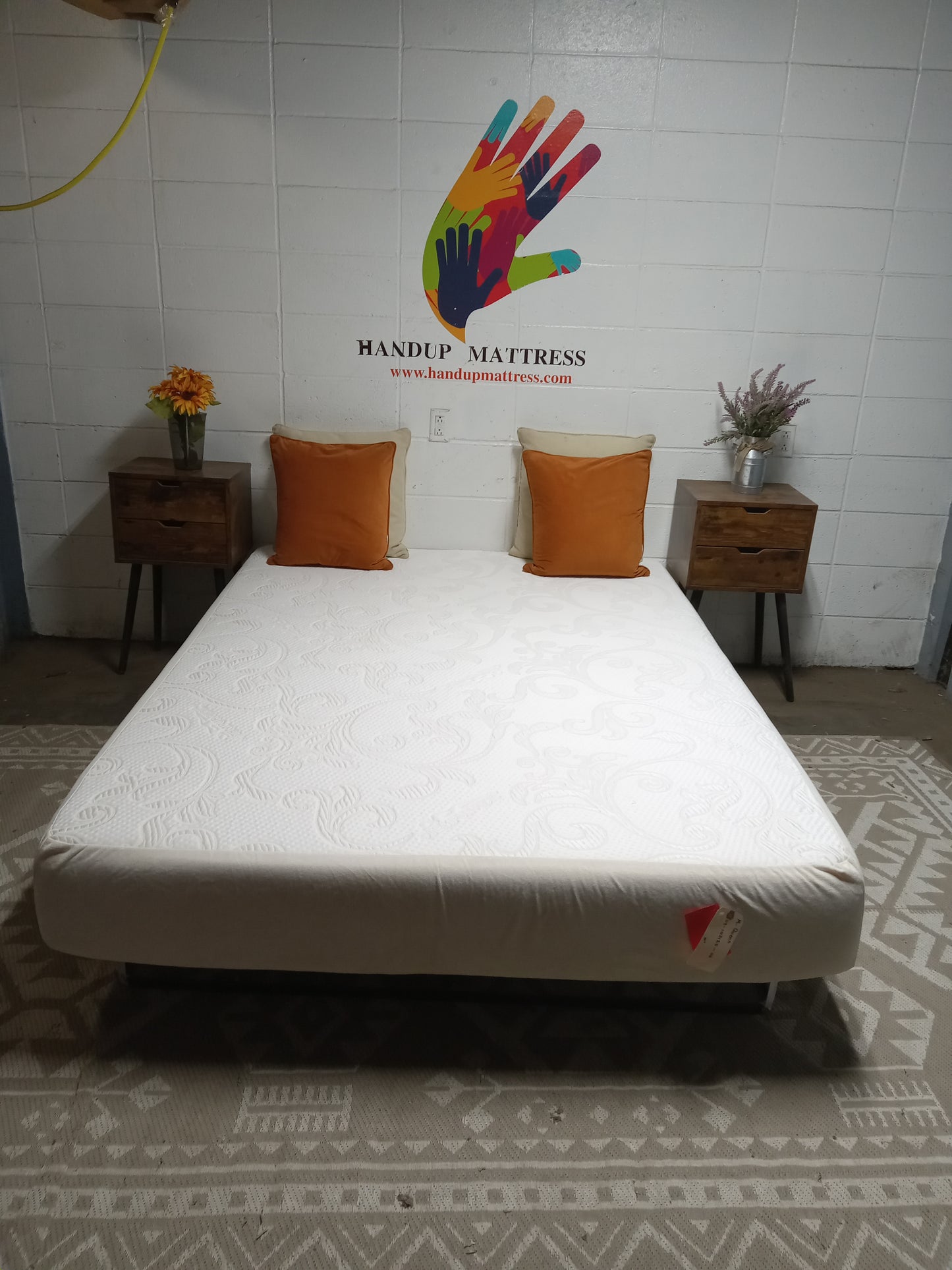 Tempur-pedic | Memory Foam | 10" Queen Mattress