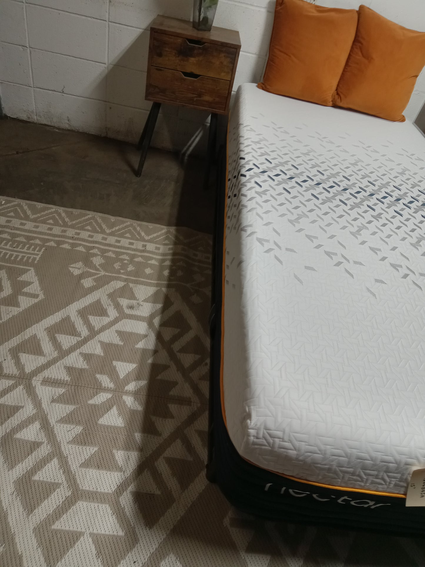 Nectar | Ultra hybrid | 15" Twin XL