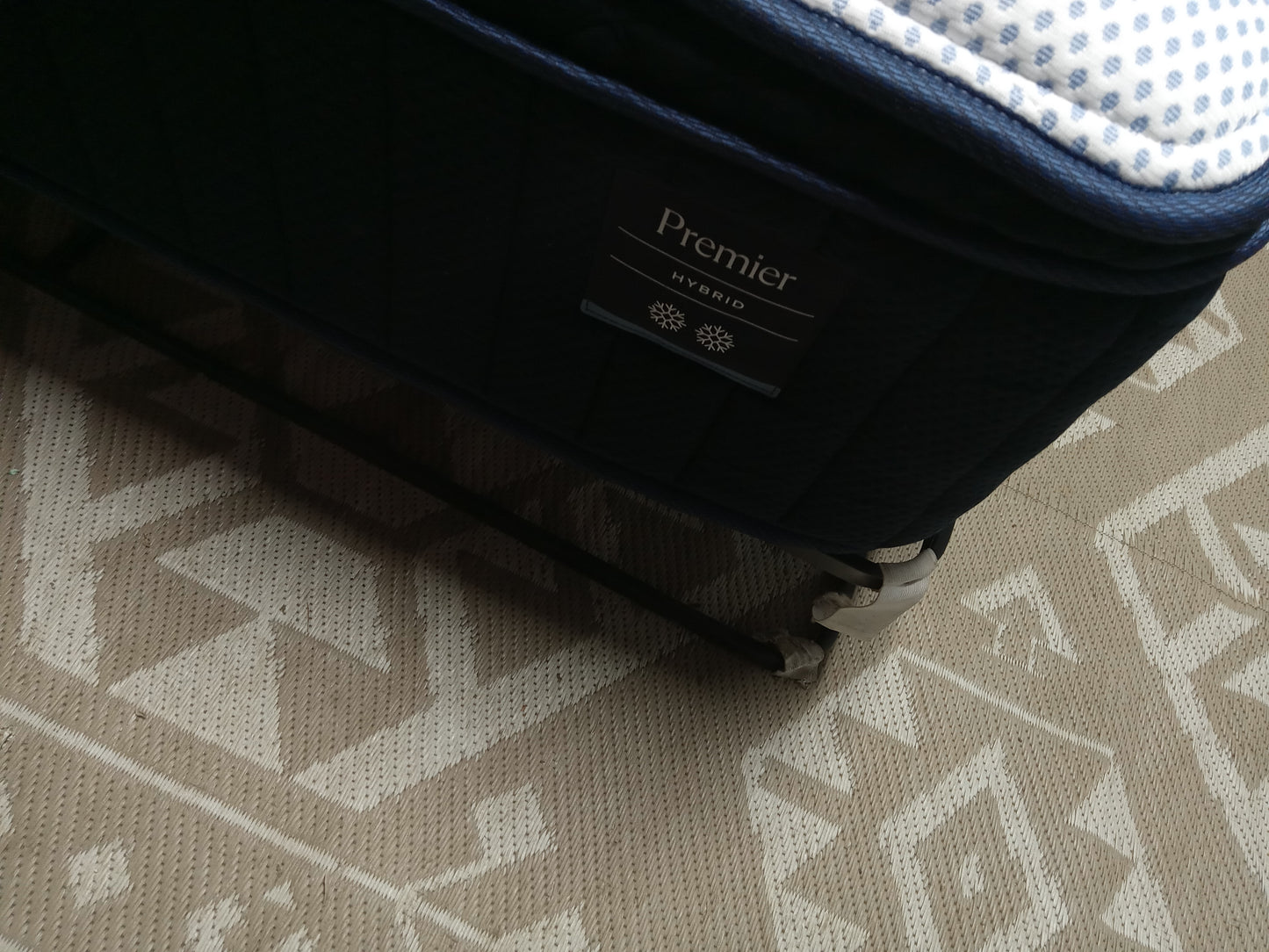 DreamCloud | Premier Hybrid | 13" Full Mattress