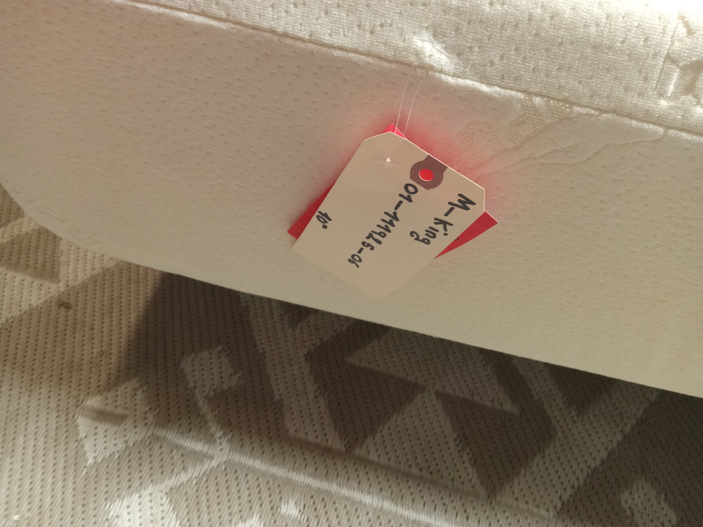 Tempur-Pedic | The Original Bed | 10" King Mattress