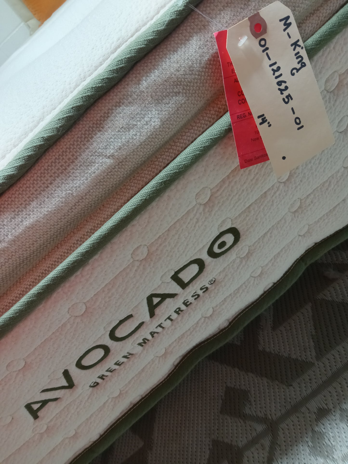Avocado | Green Medium | 14" King Mattress