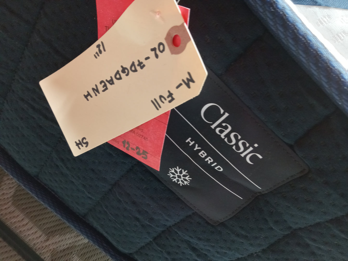 DreamCloud |Classic Hybrid | 12" Full Mattress