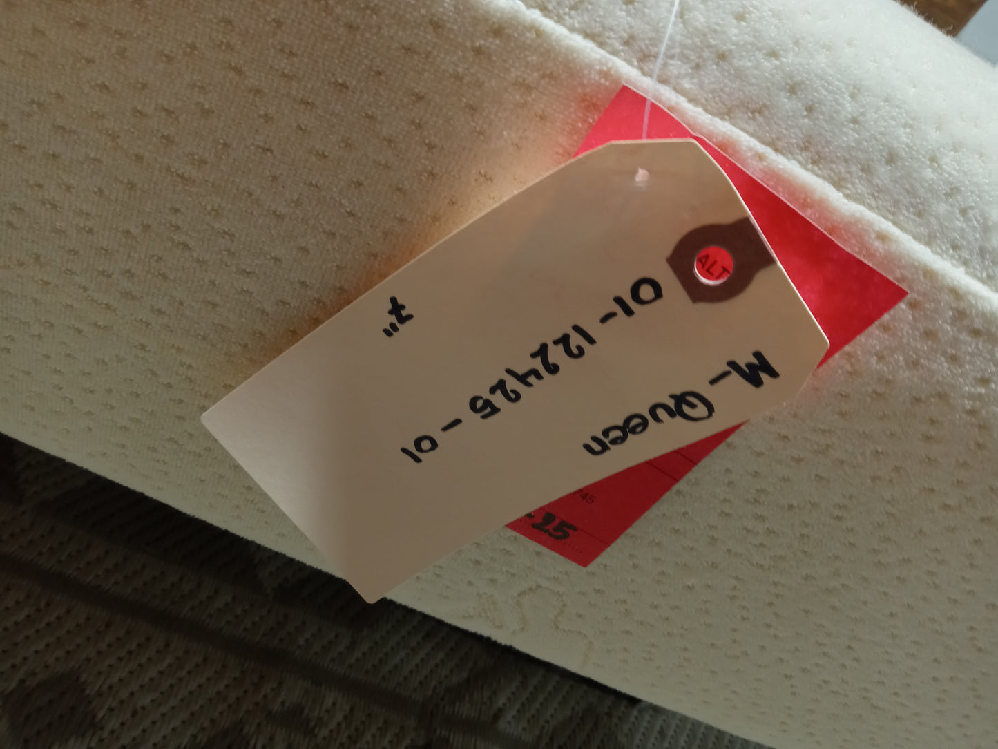 Tempur-Pedic | Memory Foam | 8" Queen Mattress