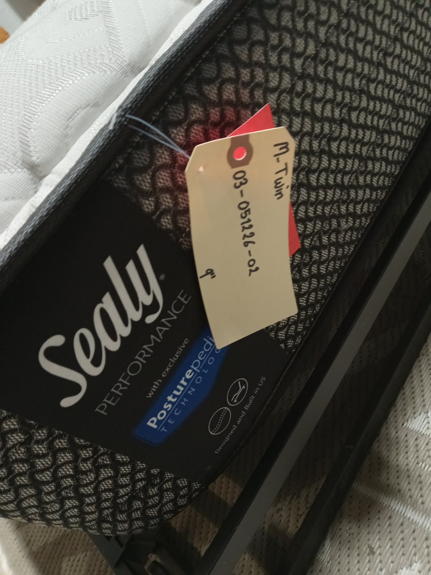 Sealy |Performance Posturepedic Technology | 10" Mattress