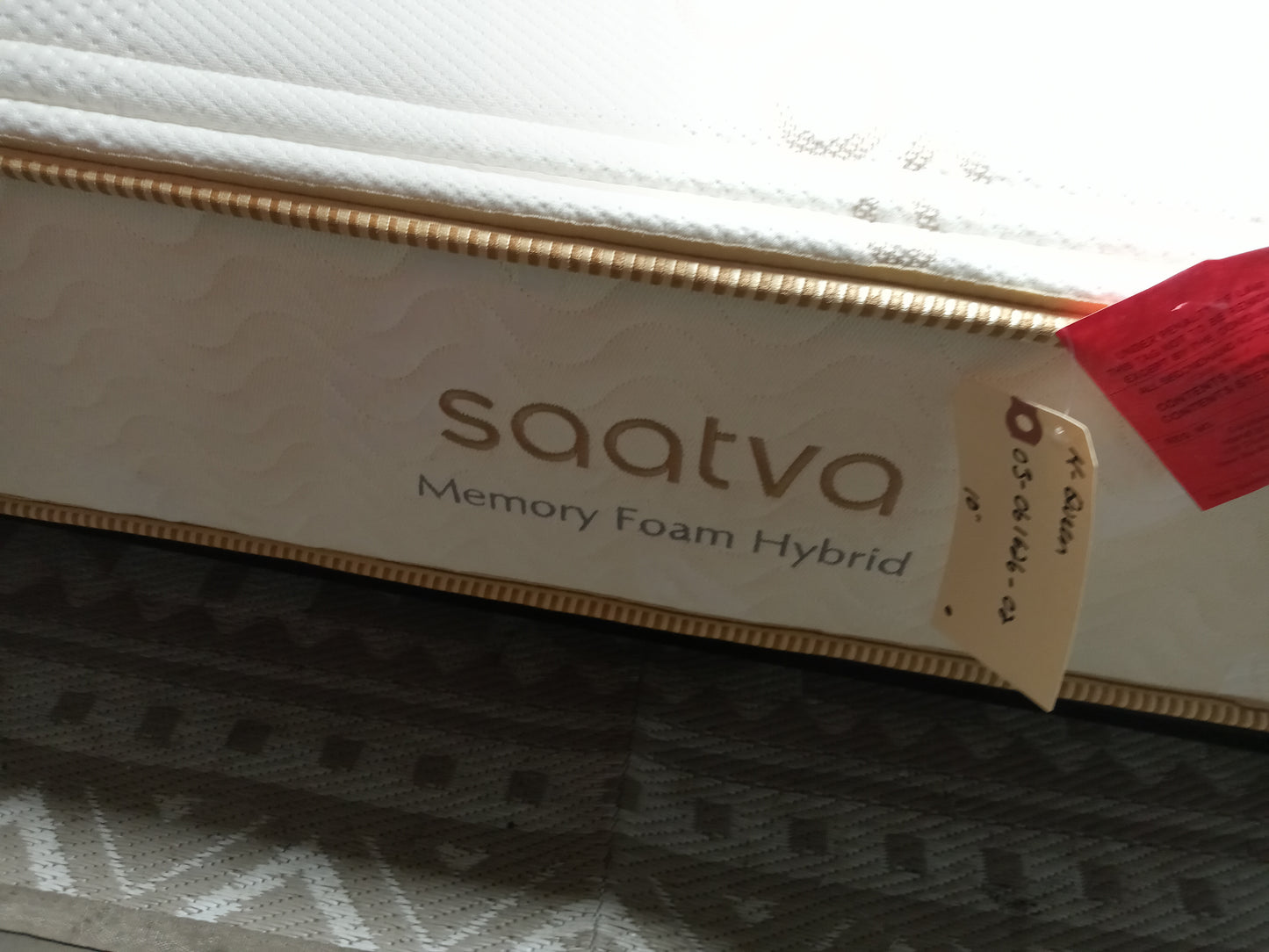 Saatva | Memory Foam Hybrid | 10" Queen Mattress