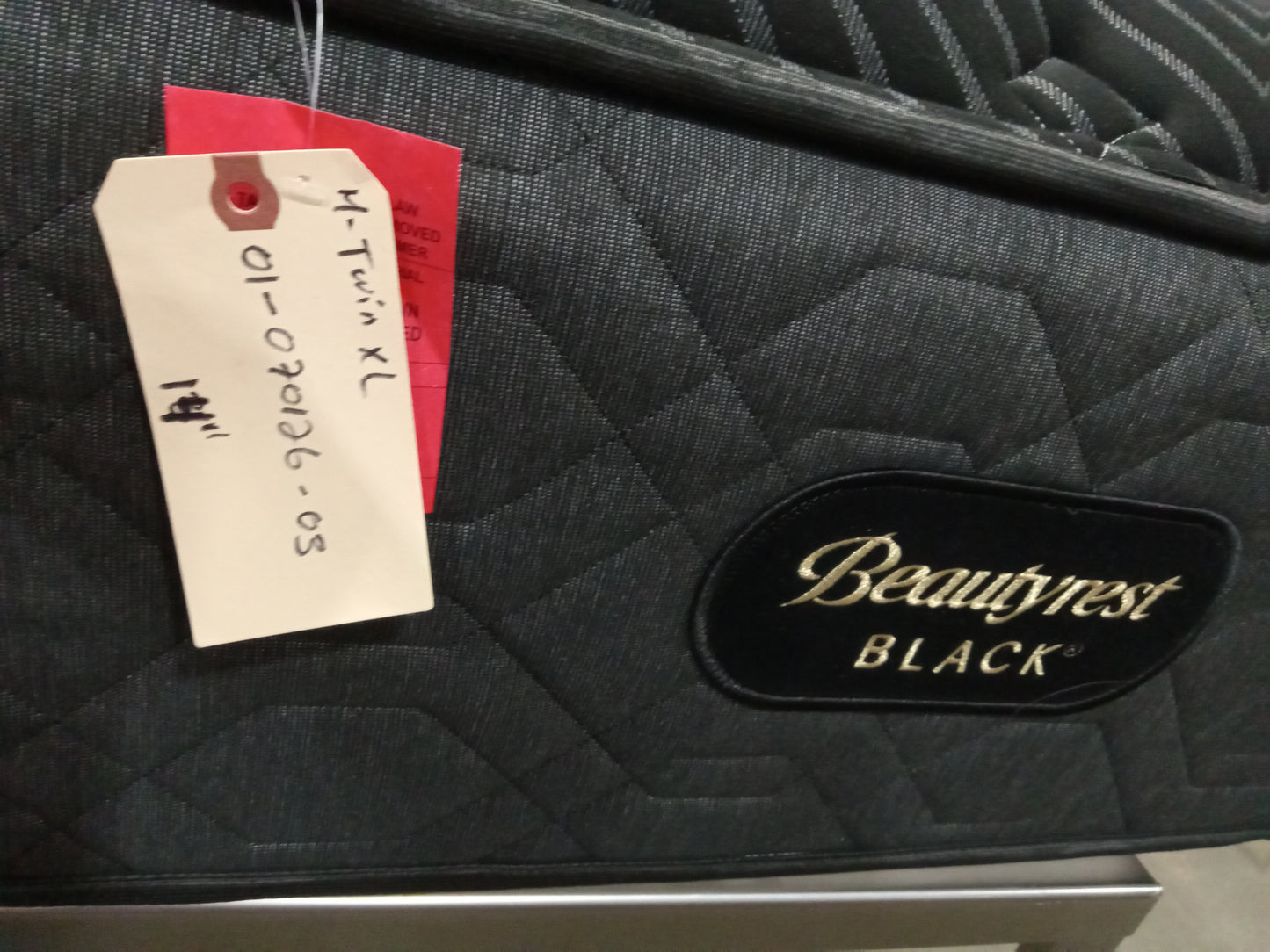 Beautyrest | Black Series 2 | 14" Twin XL Mattress