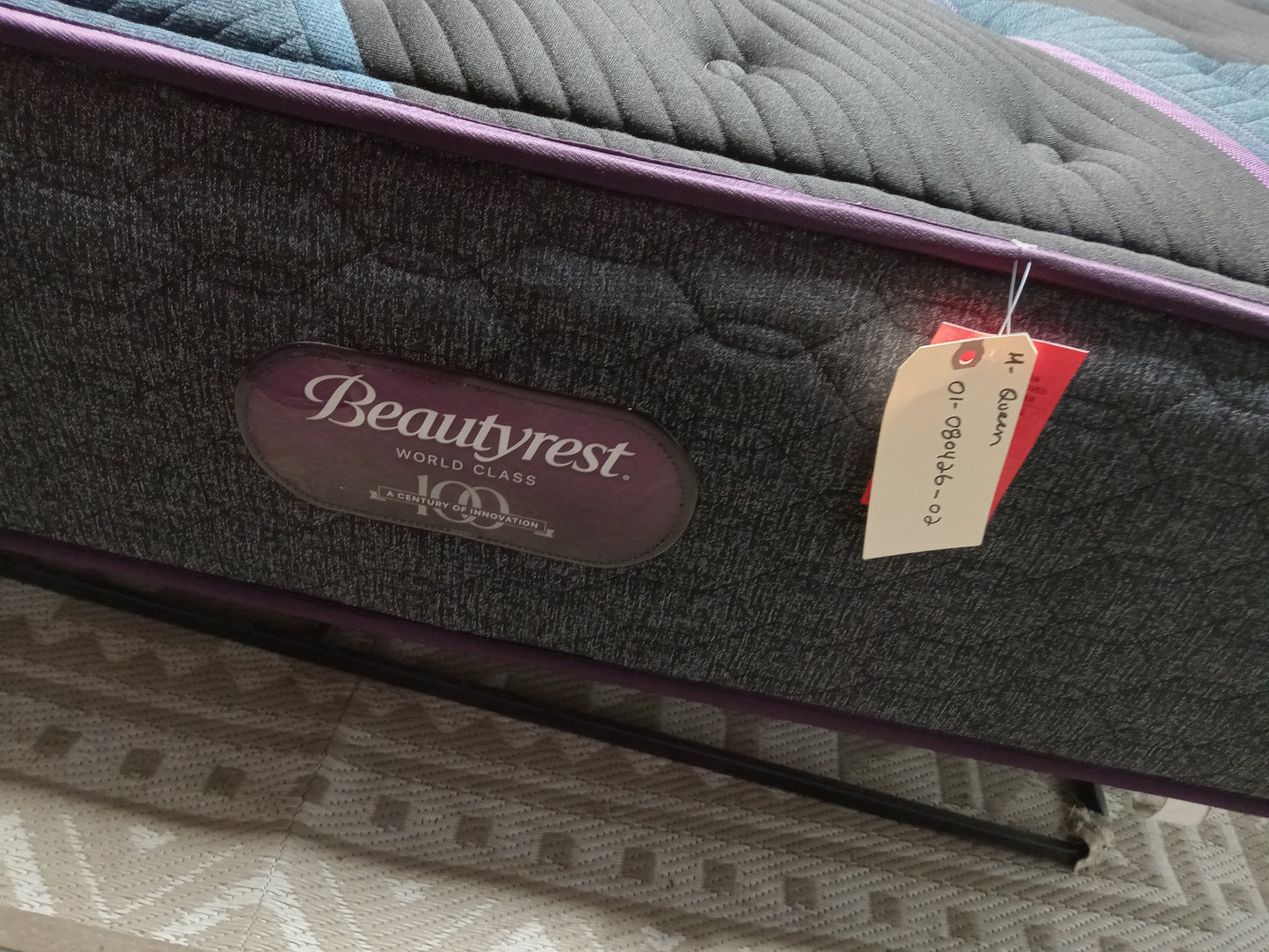 Beautyrest | World Class | 14.5" Queen Mattress