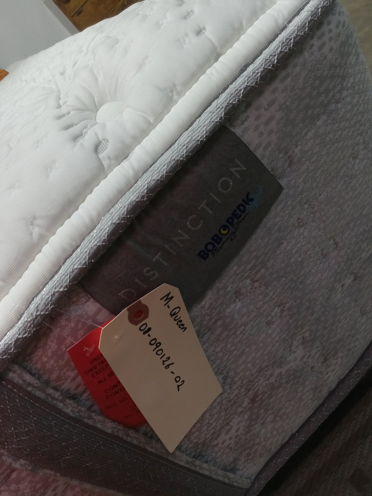 Bob-O-Pedic | Distinction Hybrid | 15" Queen Mattress