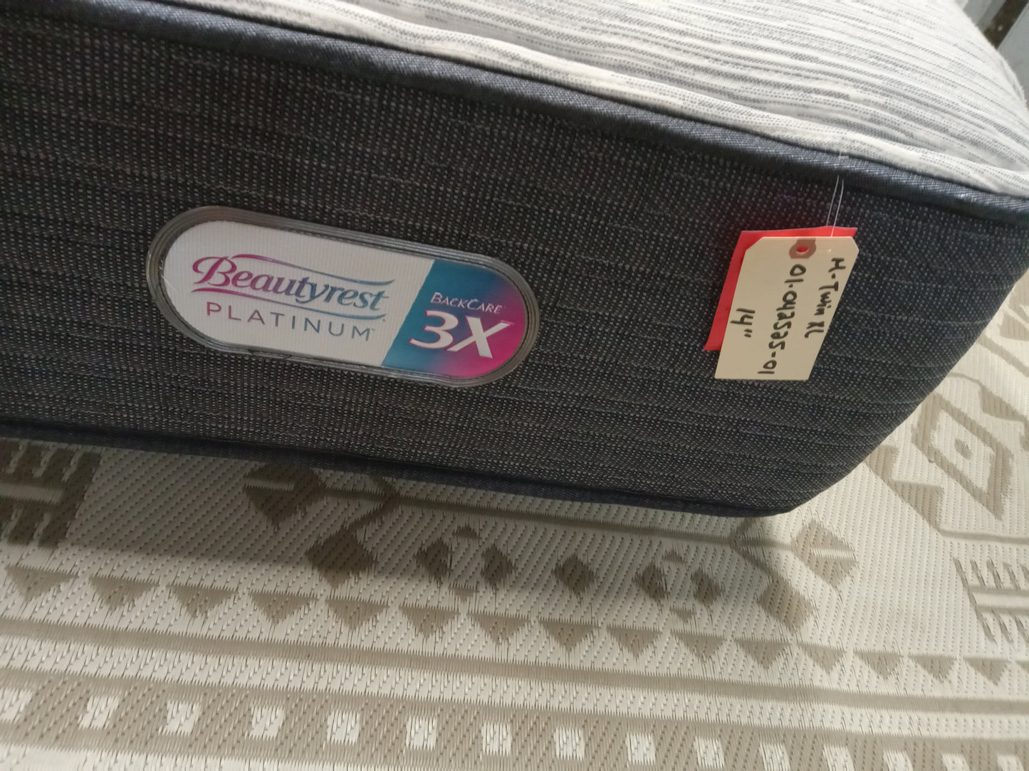 Beautyrest | Platinum BackCare 3X | 14'' Twin XL Mattress