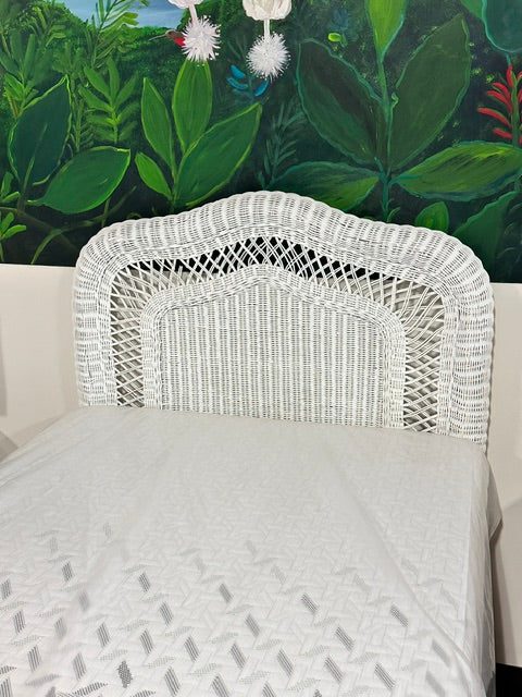 Vintage Wicker Headborad & Frame Twin XL