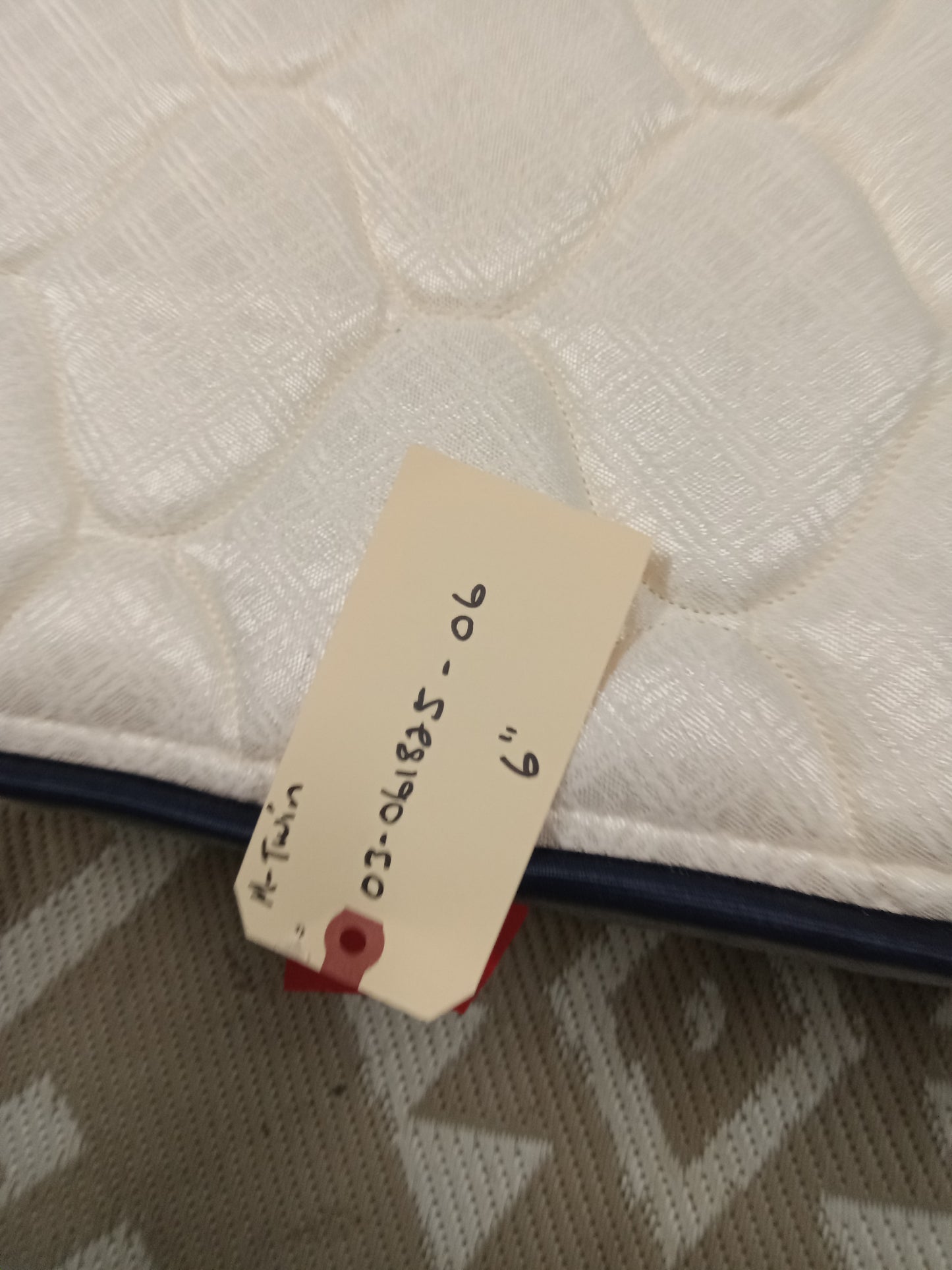Unbranded | Innerspring | 6" Twin Mattress