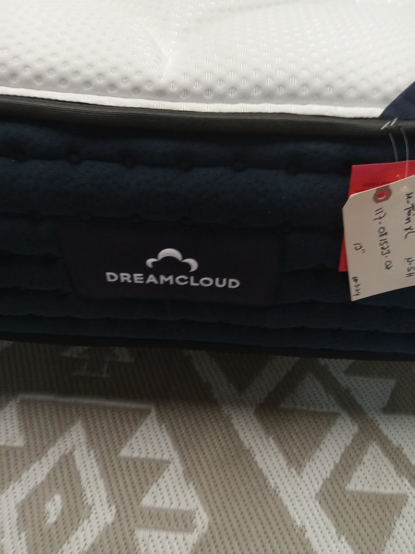 DreamCloud | The DreamCloud Memory Foam 12" | Twin XL Size