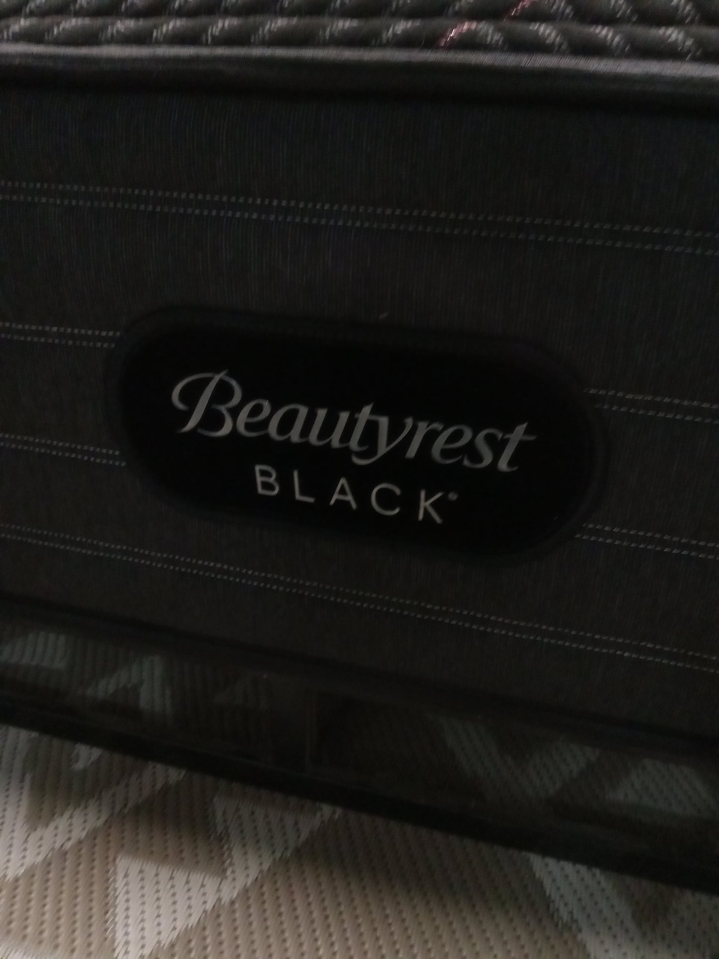 Beautyrest | Black Firm Mattress 13" | Queen Size