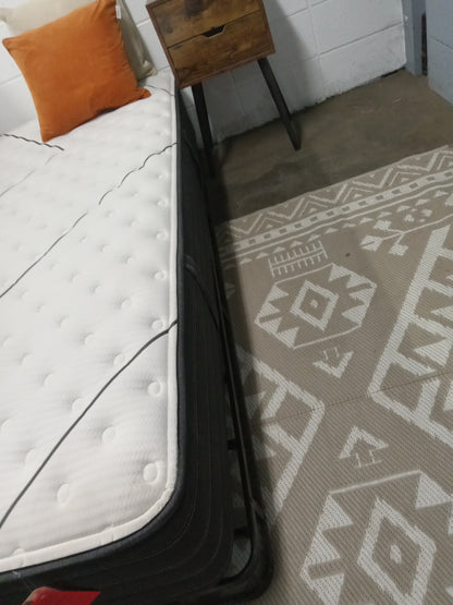 Beautyrest | 11'' Black | Queen Mattress