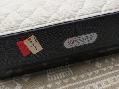 Beautyrest | Platinum 13'' | Queen Mattress