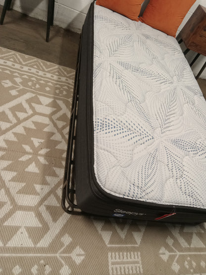 Sealy | 10'' Sleepy's Medium Euro Top | Twin Mattress