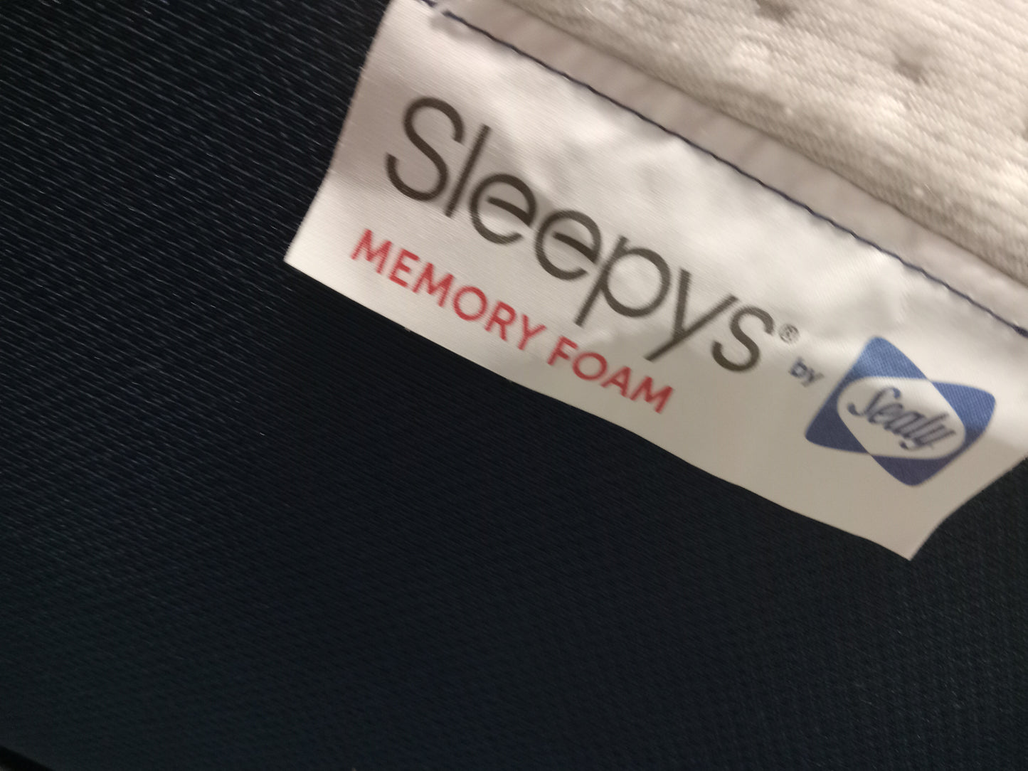Sleepy's | Sealy | 9" Medium Gel Foam | Twin XL Mattress