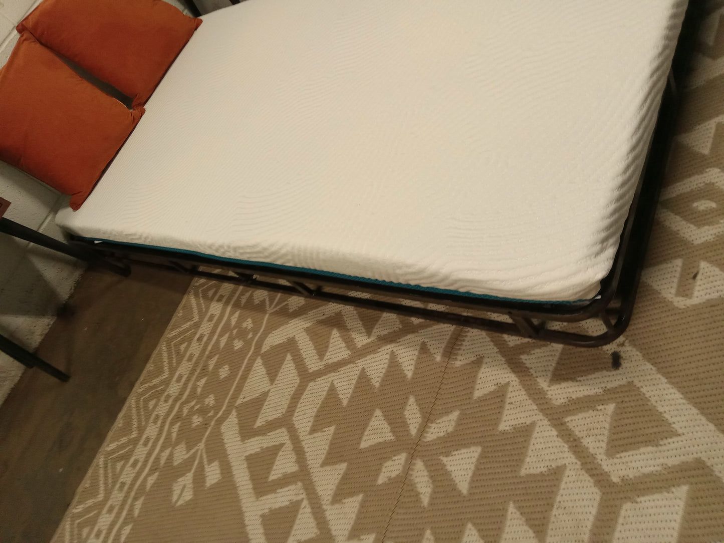 Lindy Life | Memory Foam | Twin Topper 38x74