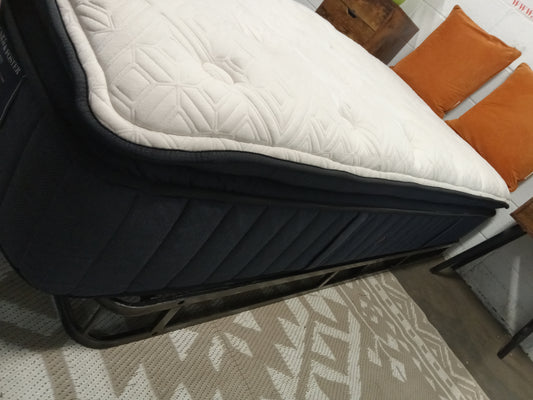 Stearns & Foster | Estate | Medium 13'' | Twin XL Mattress