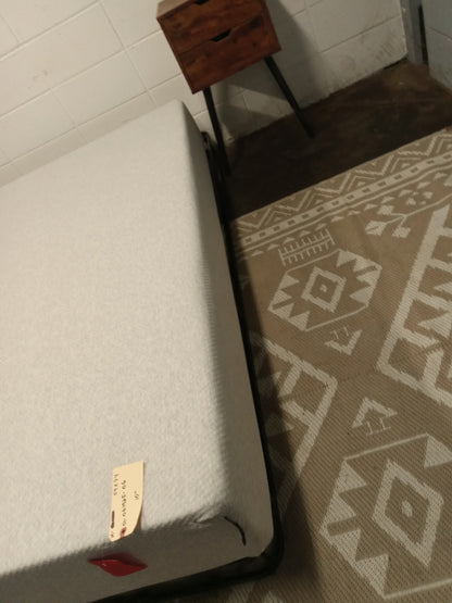 Zinus | 59 x 74 | Memory Foam | 10'' Mattress