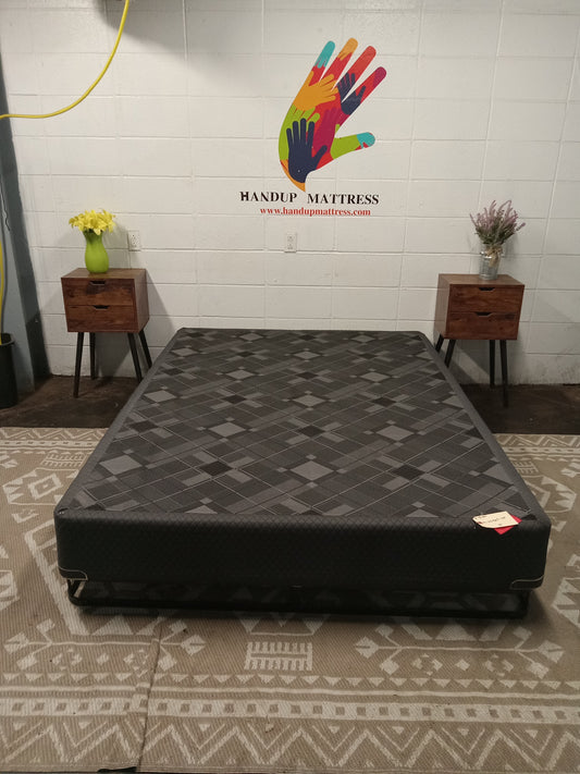 9'' Patterned Black | Box Spring | Queen Size