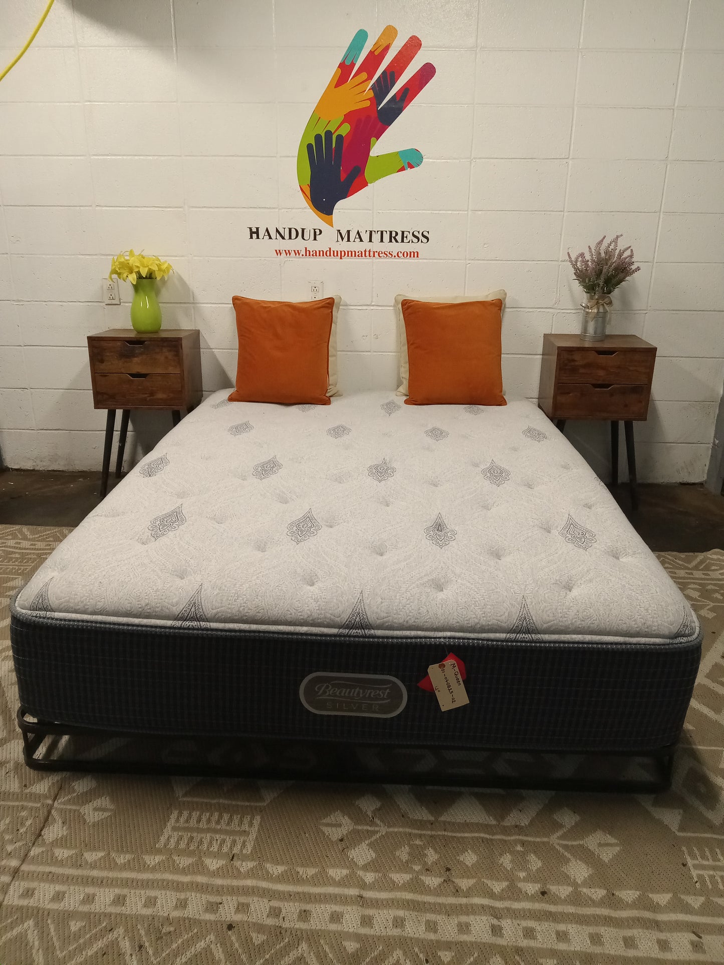 Beautyrest | Silver | Maddyn Plush | 12'' Queen Mattress
